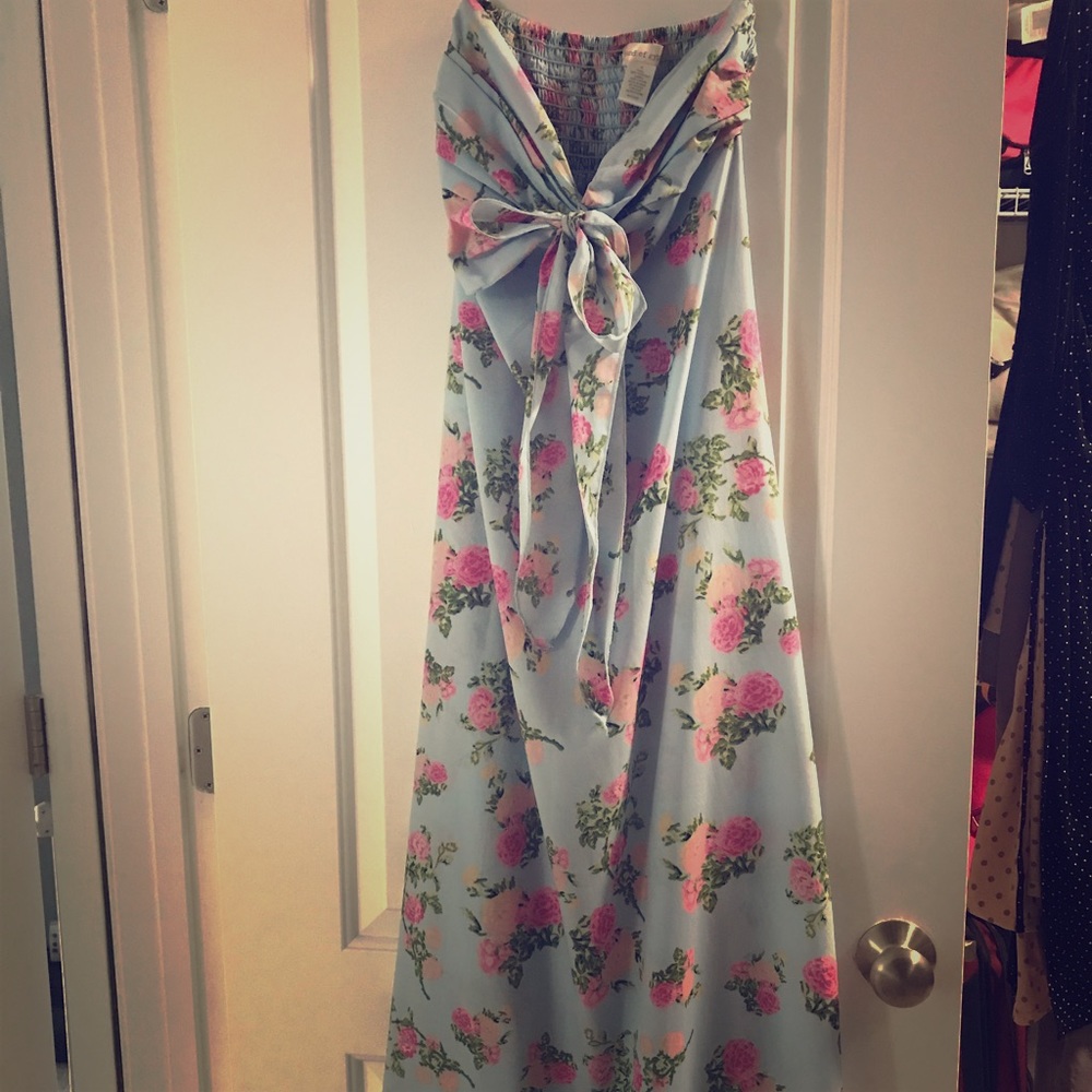 Strapless floral maxi
